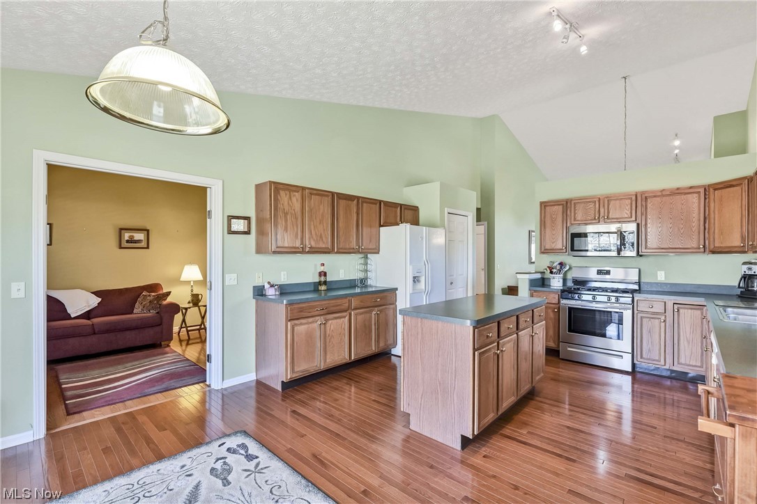 Southampton Woods - Residential