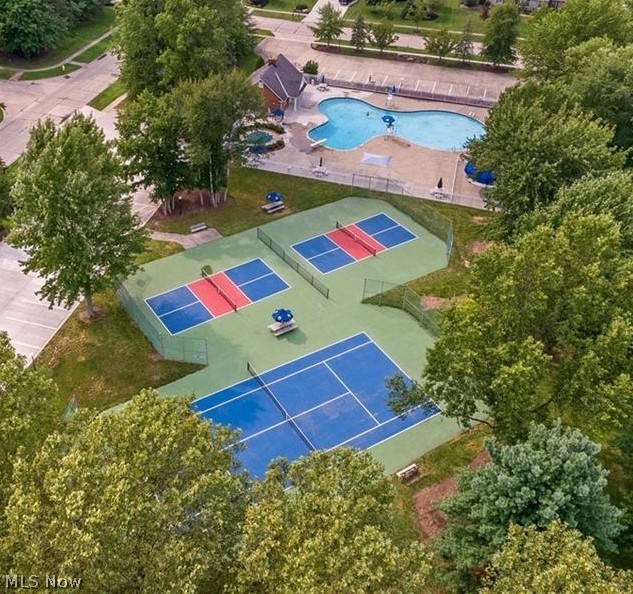 Westwinds South Condo - Residential