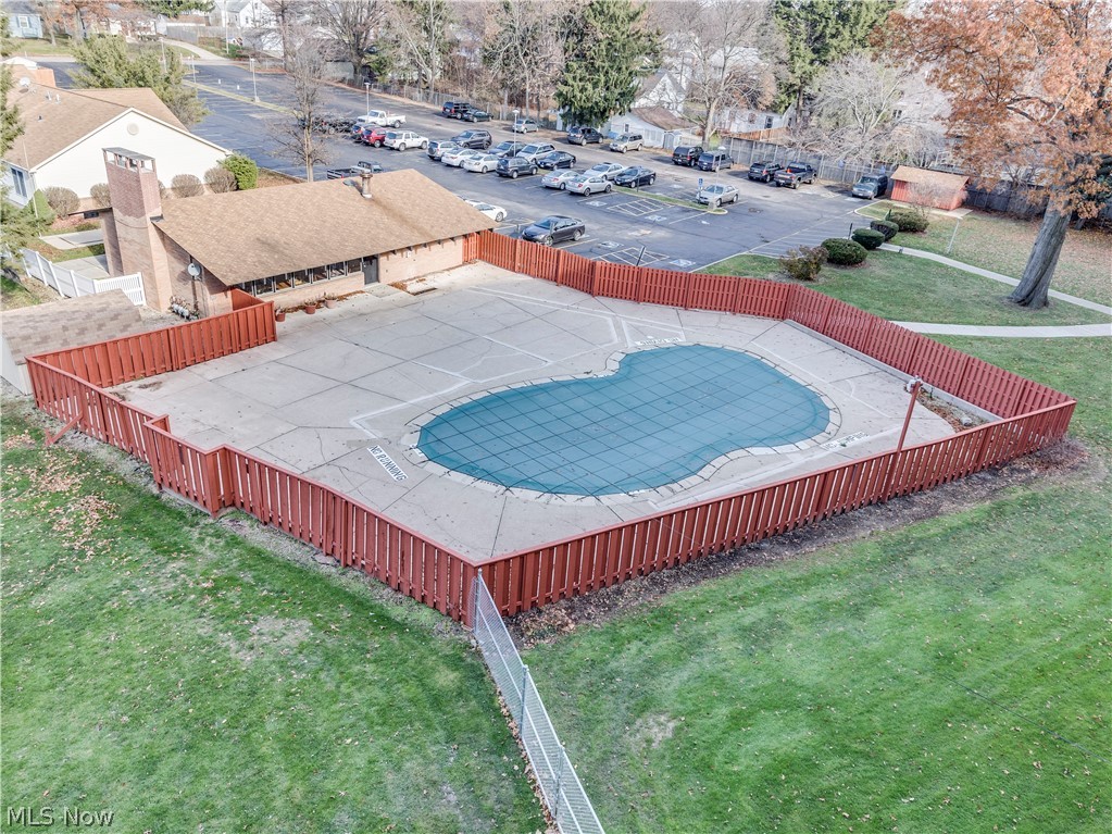 Seven Stories East Condo - Residential