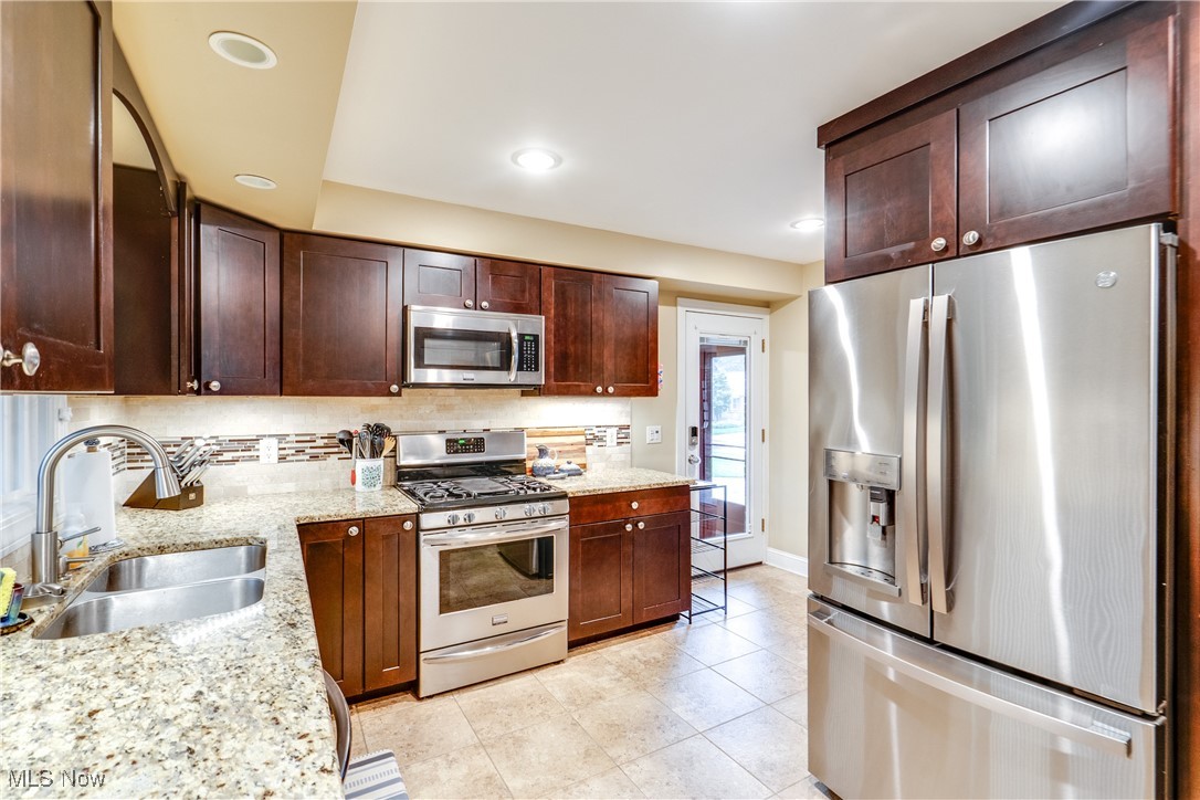 1307 Elmwood Avenue, North Canton, Ohio image 13