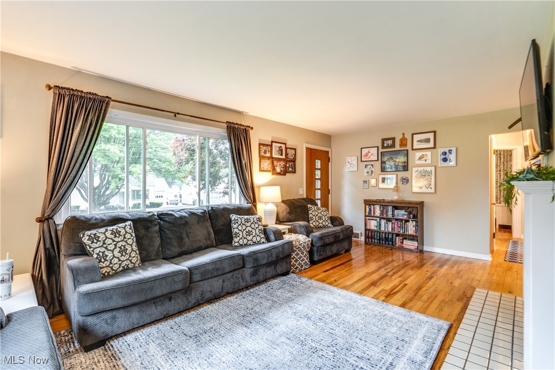 1307 Elmwood Avenue, North Canton, Ohio image 8