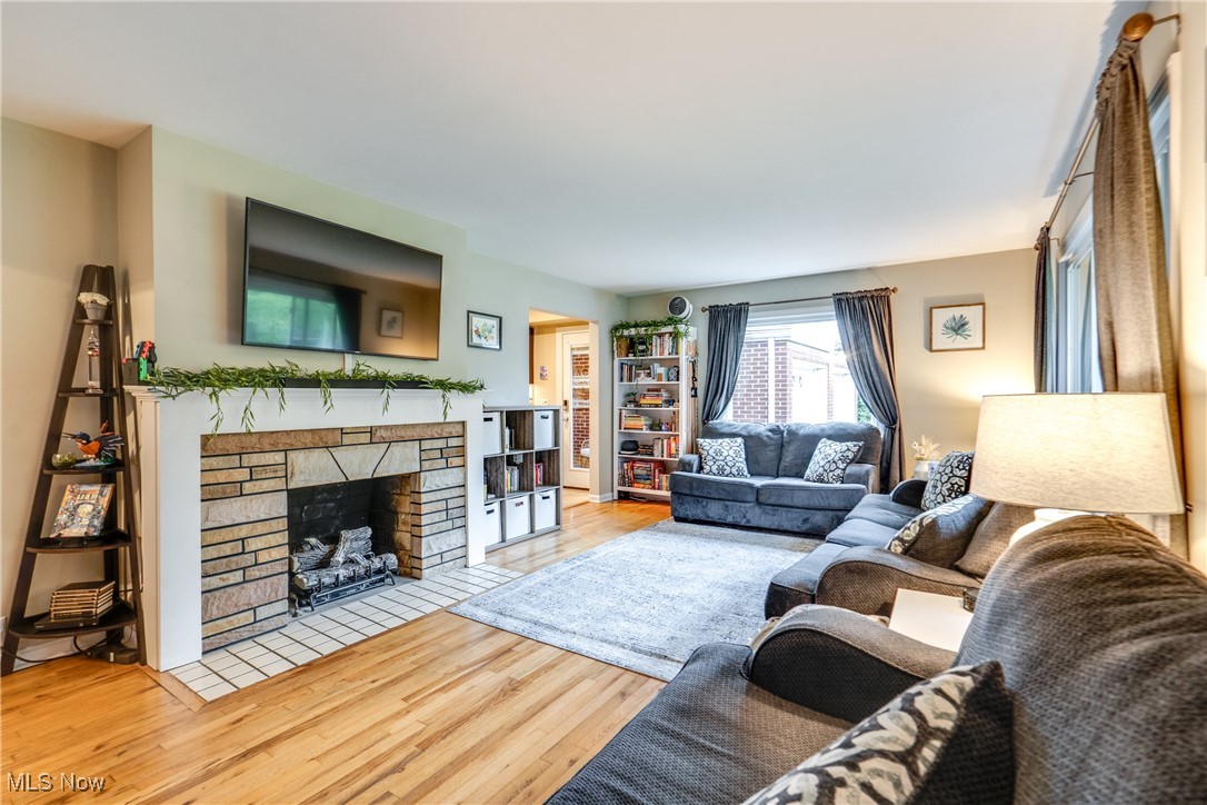 1307 Elmwood Avenue, North Canton, Ohio image 7