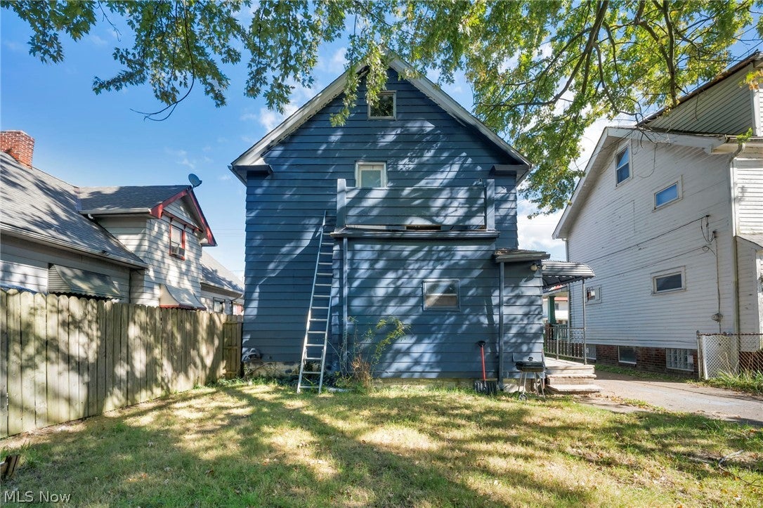 3438 W 98th Street