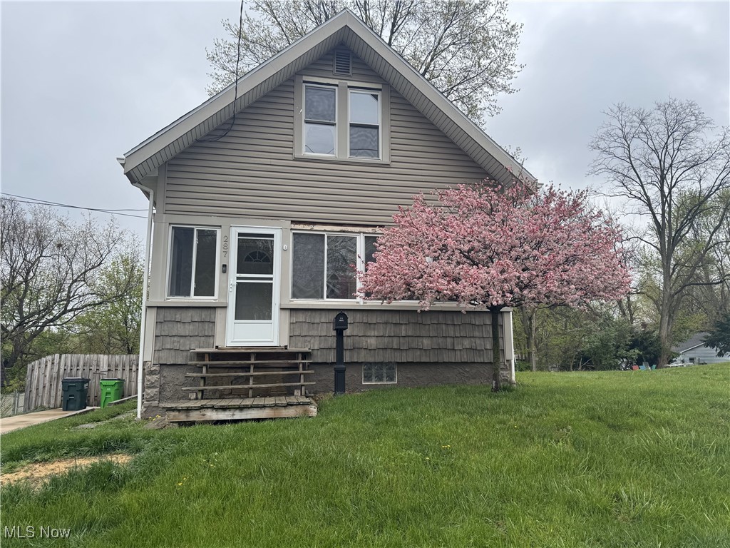 287 E Huston Street, Barberton, Ohio image 2