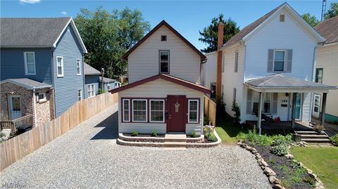 Tiny photo for 151 Beaver Avenue NE, New Philadelphia, OH 44663 (MLS # 5222014)