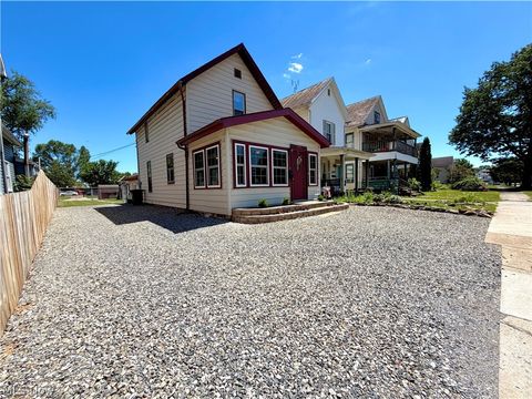 Tiny photo for 151 Beaver Avenue NE, New Philadelphia, OH 44663 (MLS # 5222014)