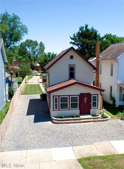 Tiny photo for 151 Beaver Avenue NE, New Philadelphia, OH 44663 (MLS # 5222014)