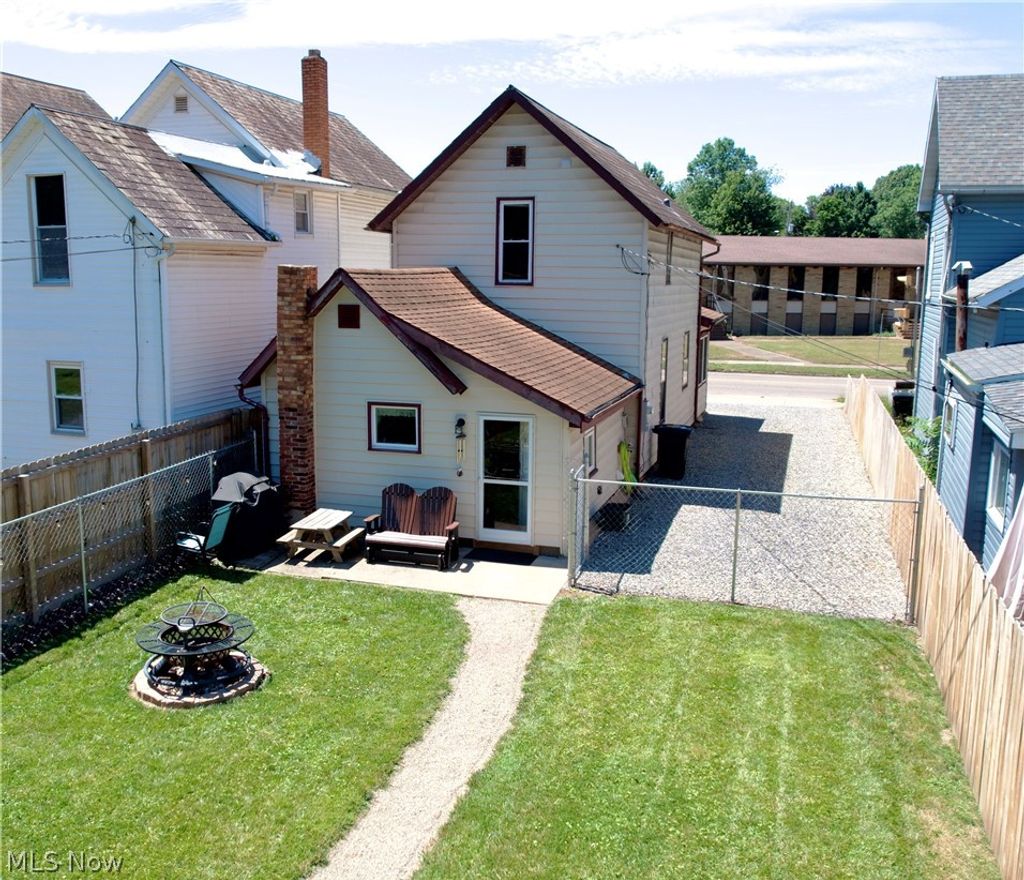 Photo of 151 Beaver Avenue NE, New Philadelphia, OH 44663 (MLS # 5222014)