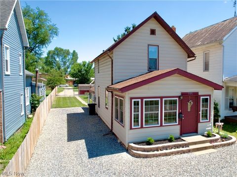 Photo of 151 Beaver Avenue NE, New Philadelphia, OH 44663 (MLS # 5222014)