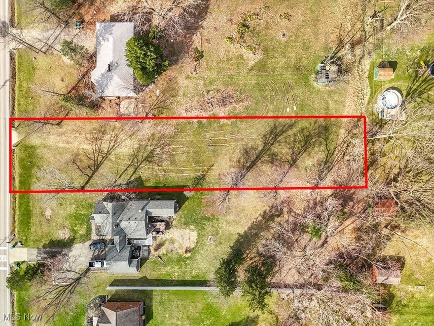 Residential vacant lot available to bring your dream home to life. All public communications available and the lot is fully cleared for added convenience. The property measures at 80x318 and features an existing driveway apron. Easy to find by a next door address - 1599 Hillside. Don't miss out on this exceptional piece of land in Seven Hills — ideal for a seamless building experience!