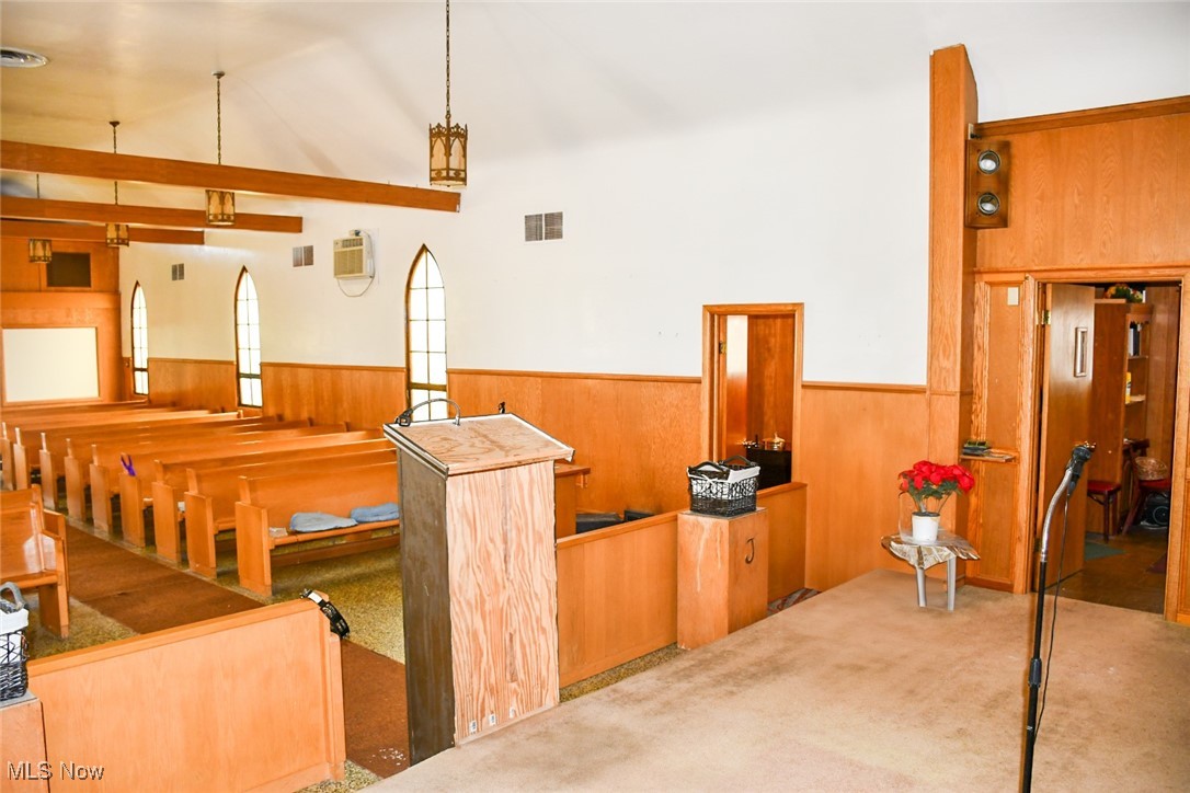 Moores Peerless - Commercial Sale