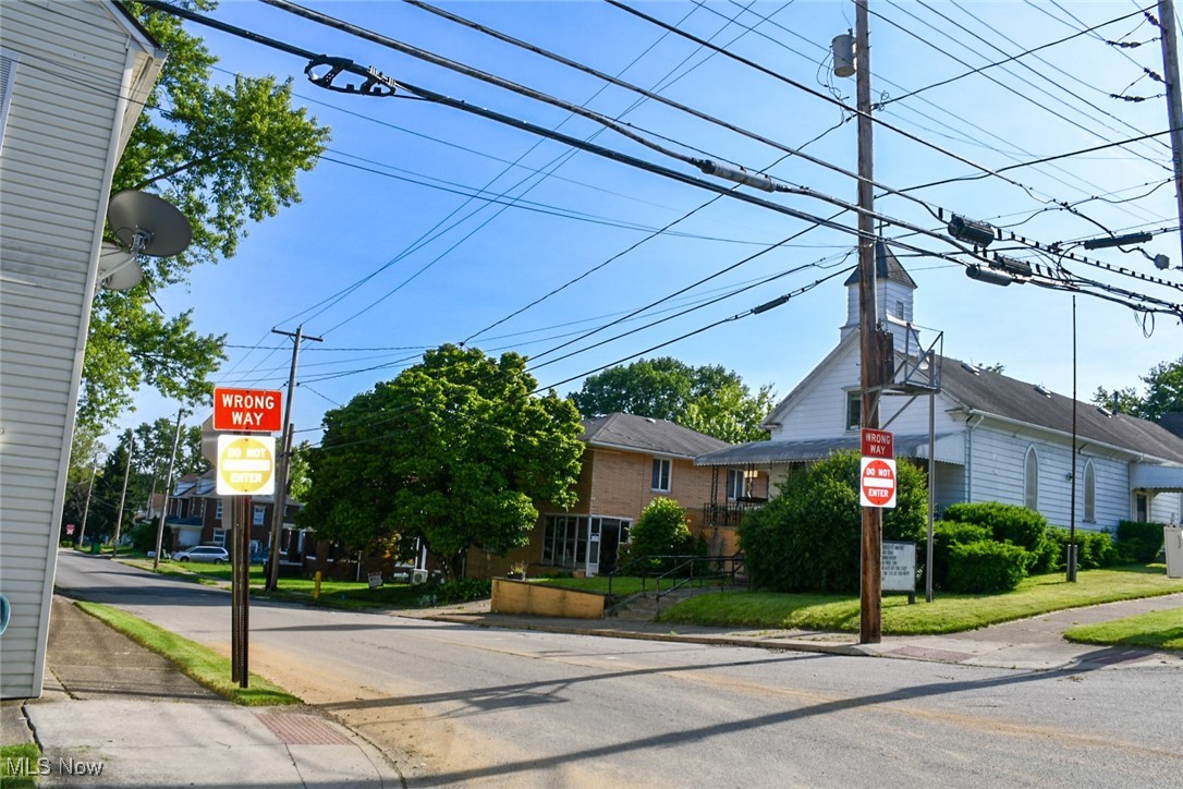 Moores Peerless - Commercial Sale