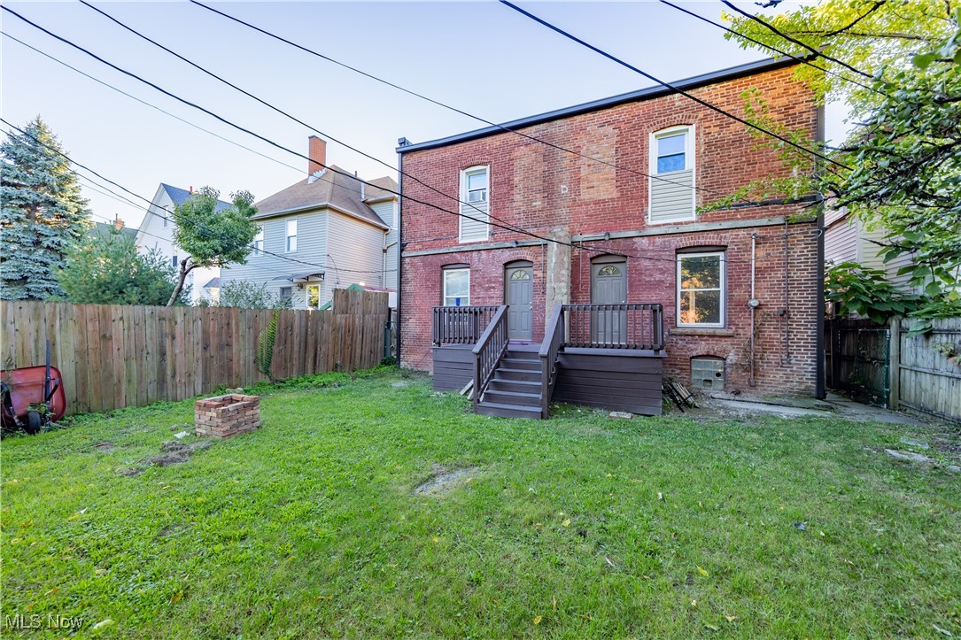 Cleveland, Ohio 44102, United States, 6 Bedrooms Bedrooms, ,2 BathroomsBathrooms,Residential,Active,40440