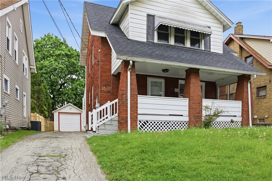52 W Heights Avenue