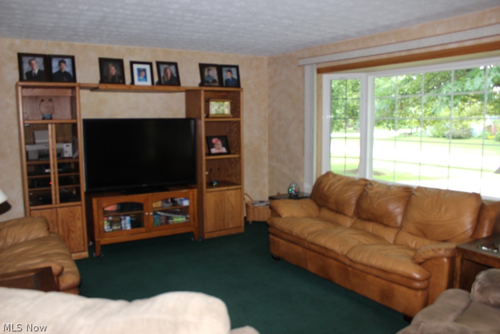 Cloverleaf North - Residential