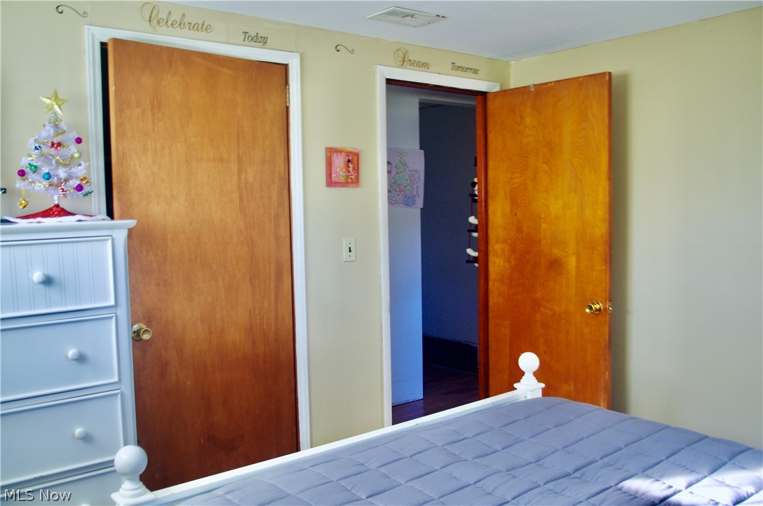 Briar Root Manor - Residential