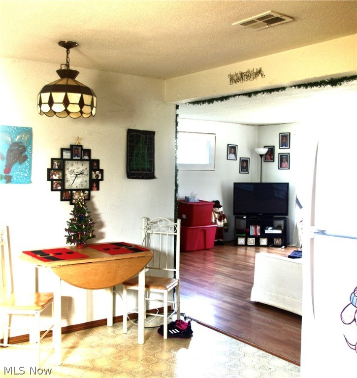 Briar Root Manor - Residential