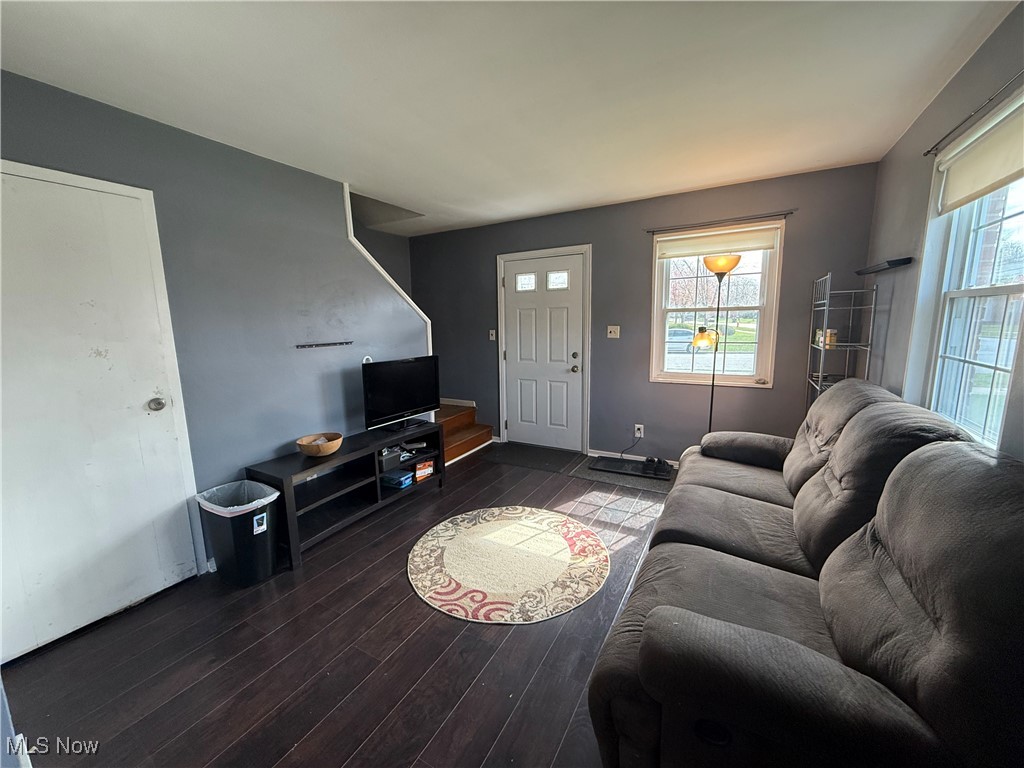 421 Kenwood Drive #A1, Euclid, Ohio image 5