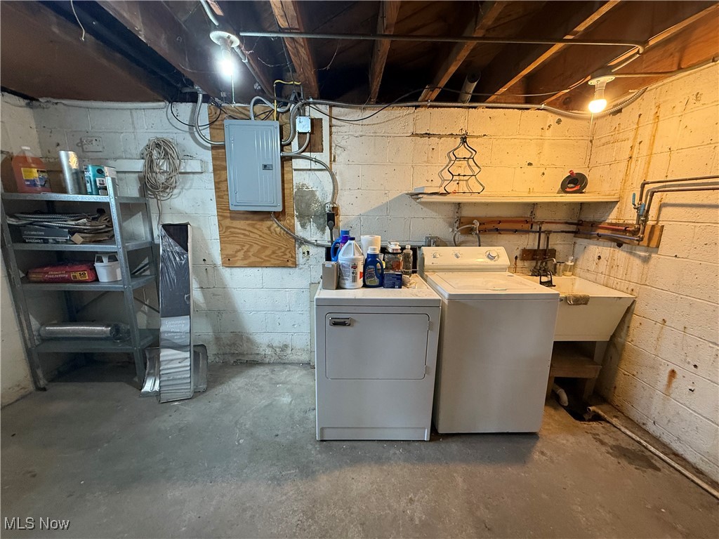 421 Kenwood Drive #A1, Euclid, Ohio image 14