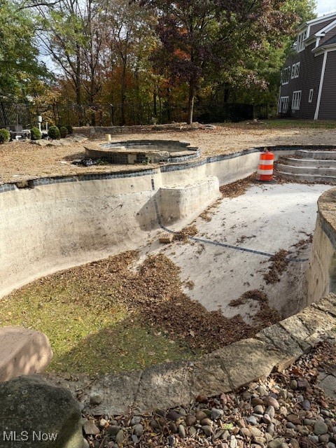 19130 Beach Cliff Boulevard