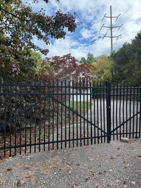 19130 Beach Cliff Boulevard Rocky River OH 44116