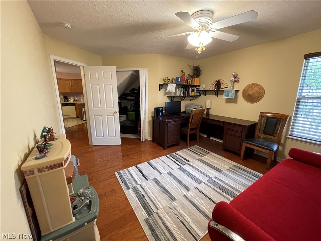 Hilltop Terrace Condo Ph 02 - Residential