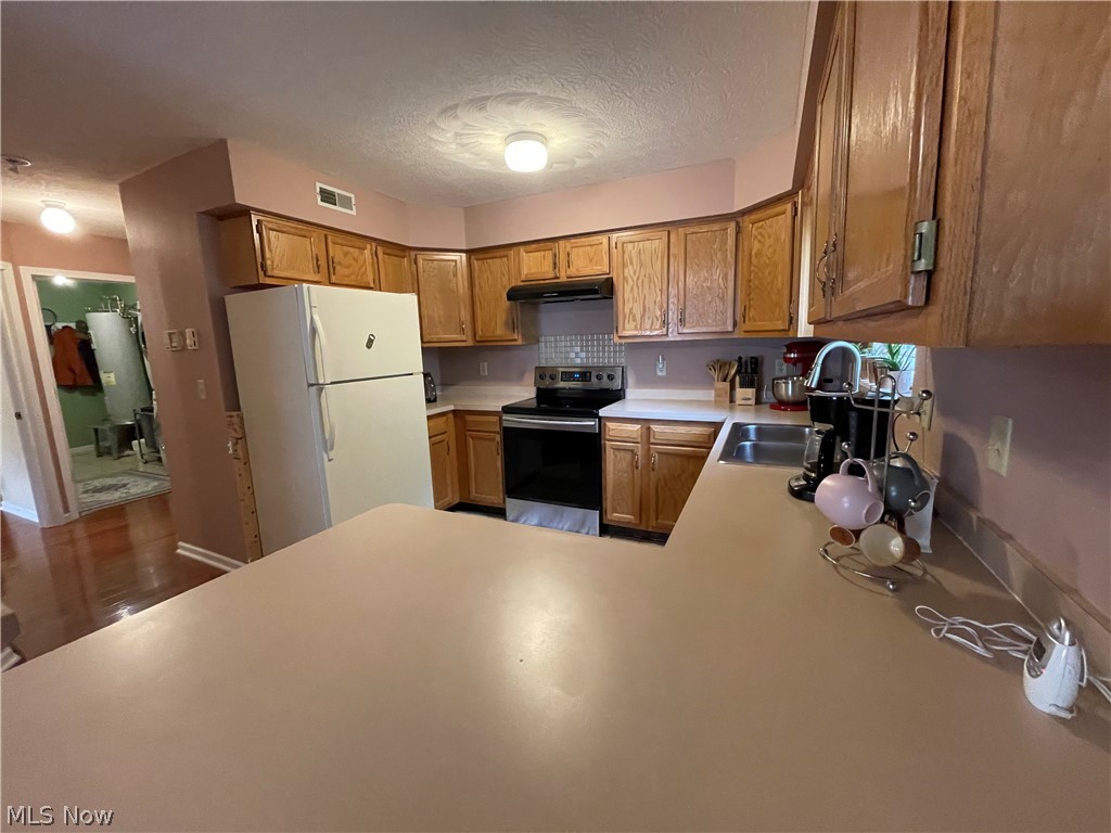 Hilltop Terrace Condo Ph 02 - Residential