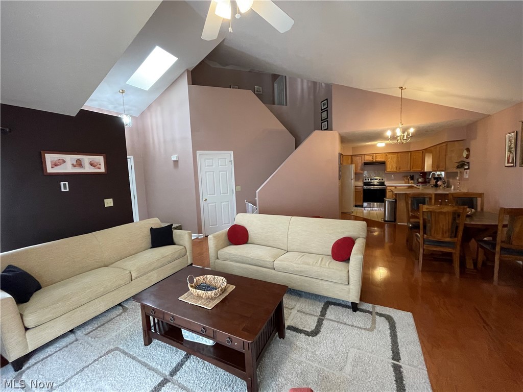 Hilltop Terrace Condo Ph 02 - Residential