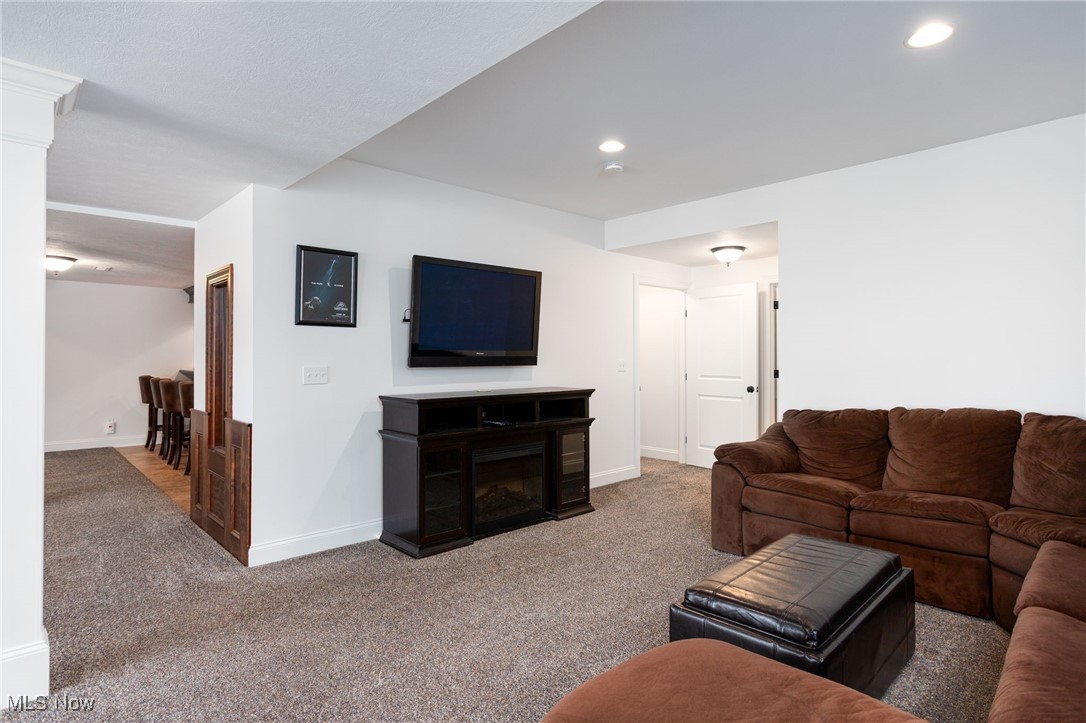 3000 Sutton Lane, Medina, Ohio image 32