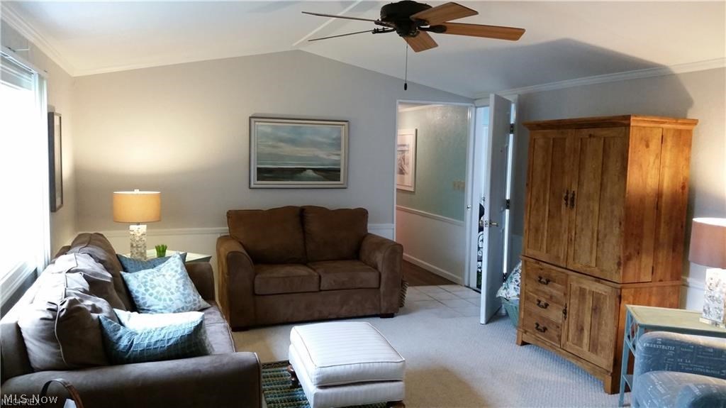 West Harbor Cove and Marina LLC - Residential