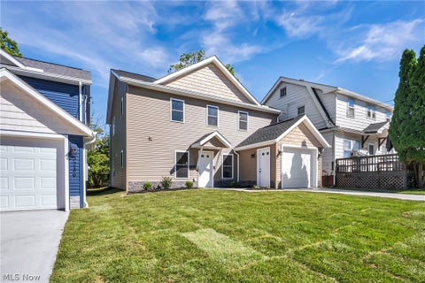 Tiny photo for 5241 Forest Avenue, Maple Heights, OH 44137 (MLS # 5245805)