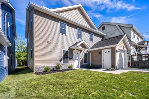 Tiny photo for 5241 Forest Avenue, Maple Heights, OH 44137 (MLS # 5245805)