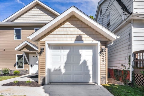Tiny photo for 5241 Forest Avenue, Maple Heights, OH 44137 (MLS # 5245805)