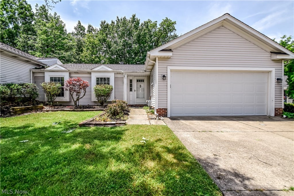 Photo of 7080 Cross Creek Drive, Mentor, OH 44060 (MLS # 5217678)