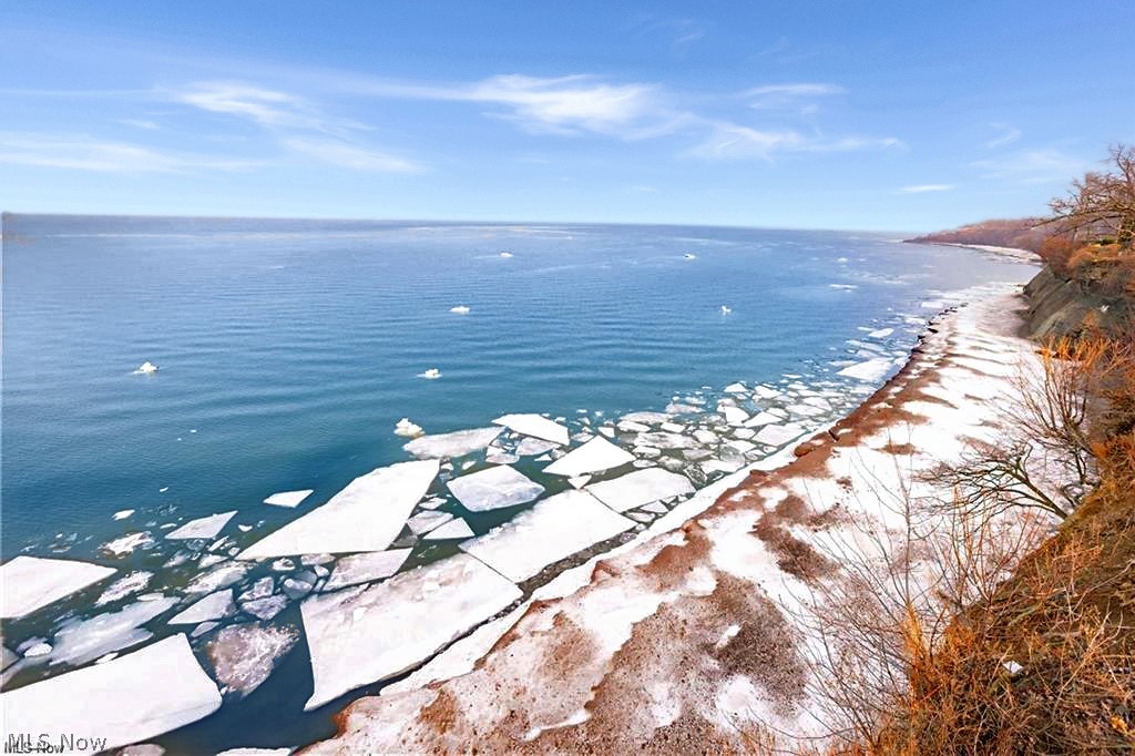 Lakefront - Residential
