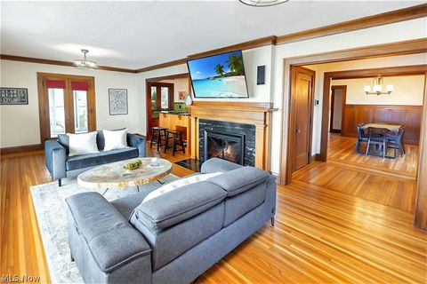 Tiny photo for 1033 Summit Avenue, Lakewood, OH 44107 (MLS # 5188084)