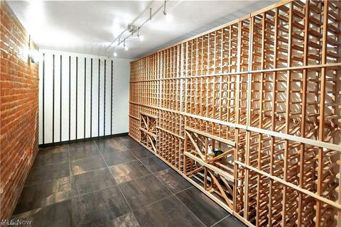 Tiny photo for 1033 Summit Avenue, Lakewood, OH 44107 (MLS # 5188084)