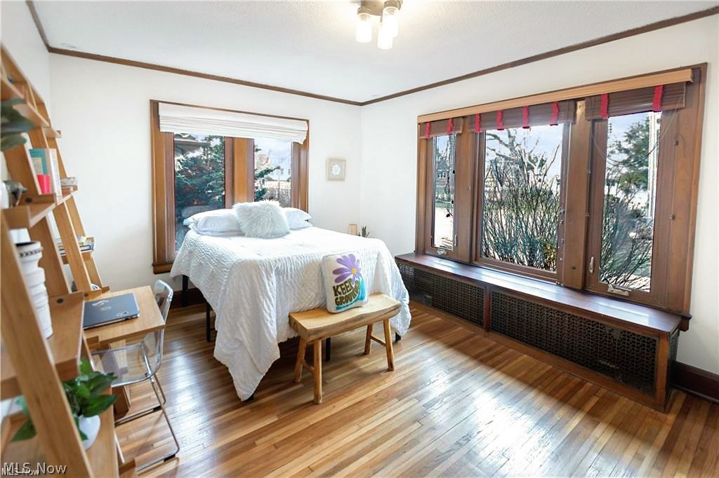 Lakefront - Residential