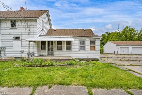 Tiny photo for 1755 Oberlin Avenue, Lorain, OH 44052 (MLS # 5190203)