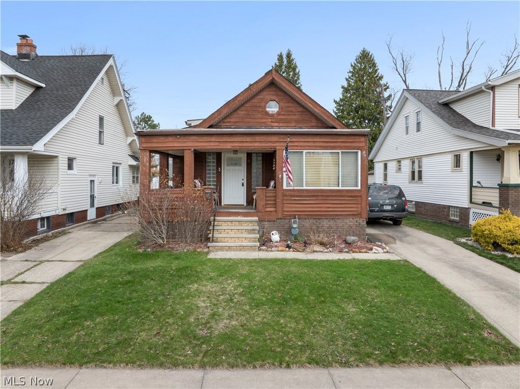 Photo of 4202 Albertly Avenue, Parma, OH 44134 (MLS # 5195202)