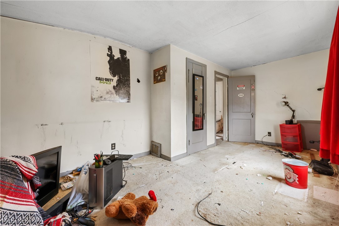 Bingham-Priest Cos Ramona Heights - Residential