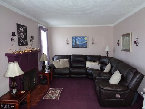 Tiny photo for 202 Elmford Avenue SW, Massillon, OH 44646 (MLS # 5190370)