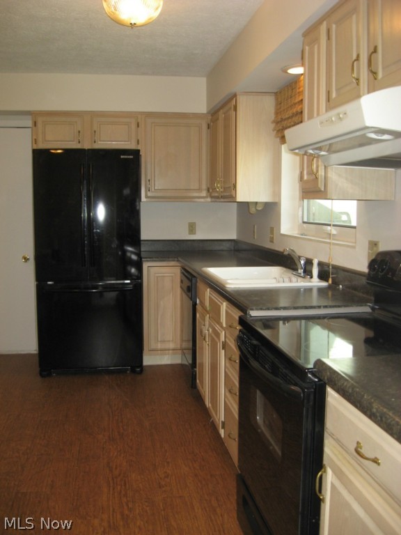 Country Scene Condo 04 Ph Vc - Residential