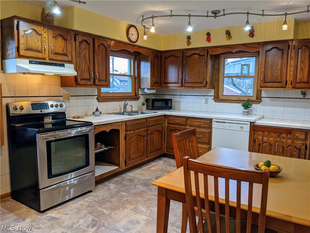 Oak Knoll - Residential