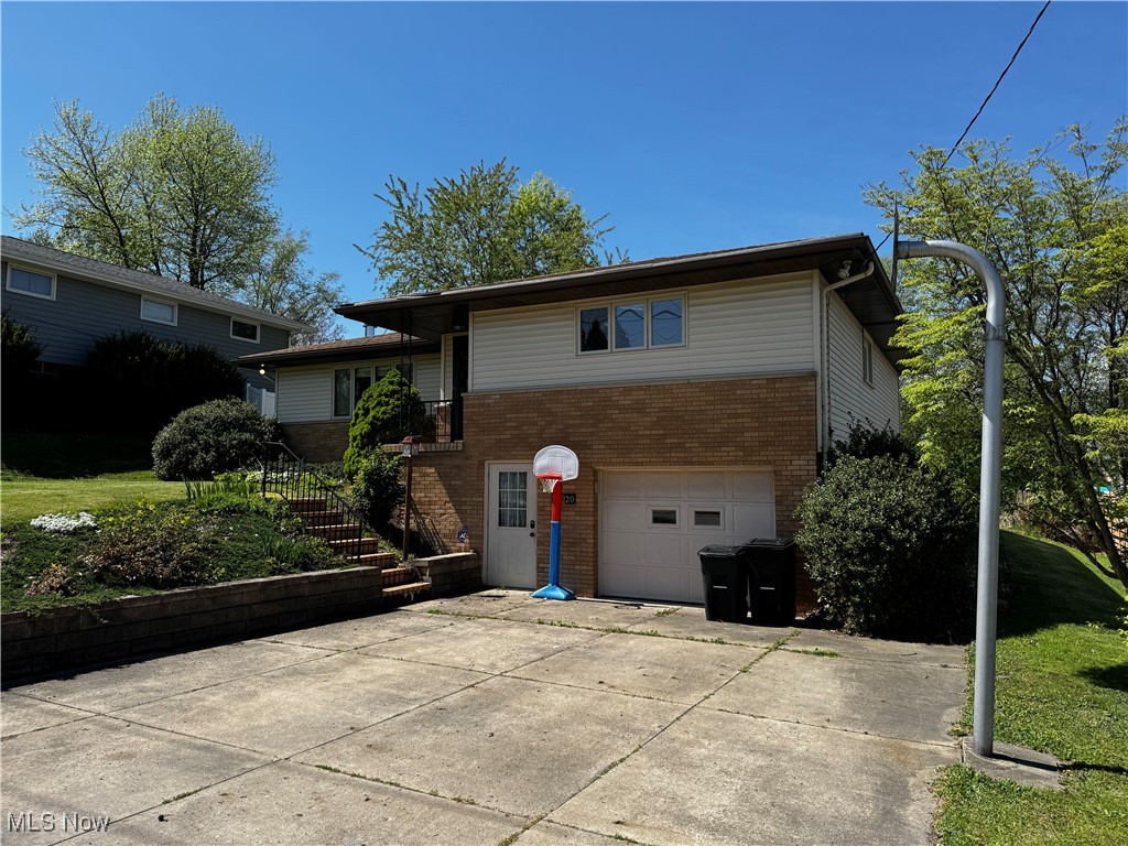 72220 E Sharon Road, Bridgeport, Ohio image 3