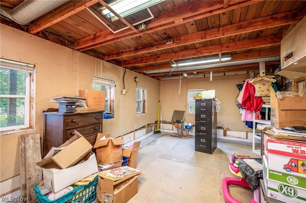 Votaws 1st Add/Guilford Lake Sta - Residential