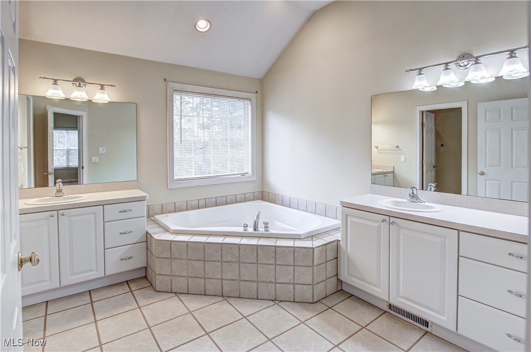 Pettibone Glen - Residential