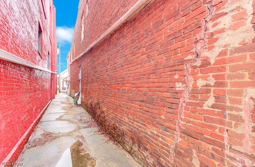 Village/Minerva - Commercial Sale