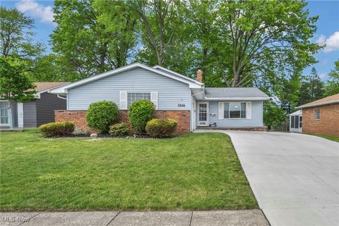 3226 Woodlawn Drive Parma OH 44134