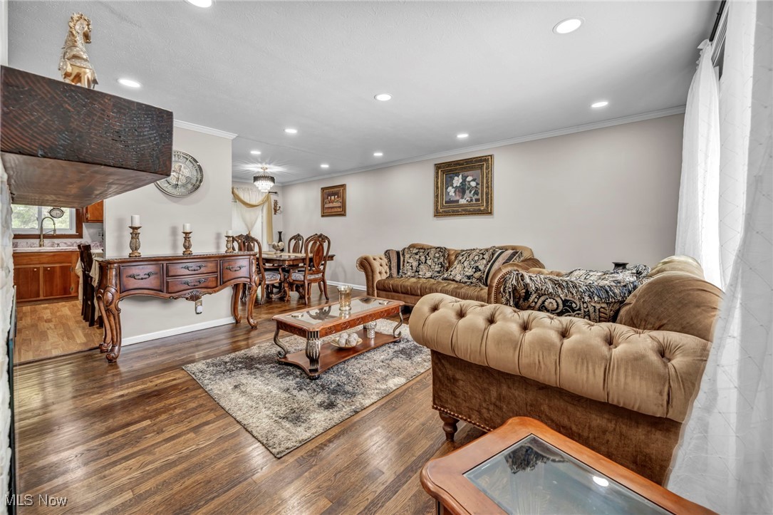3226 Woodlawn Drive